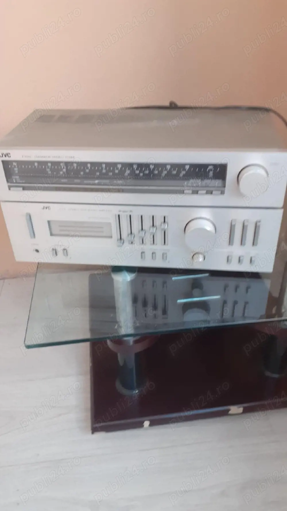 Vînd amplificator în stare de funcționare 