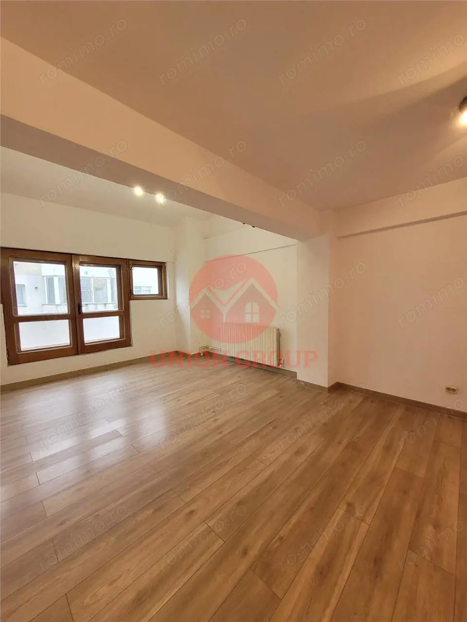 Spatii Comerciale de inchiriat - Intersectie Delfinariu