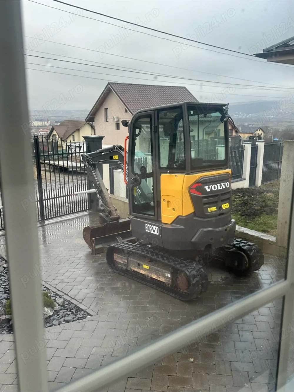 Miniexcavator Volvo ECR 25D An 2022