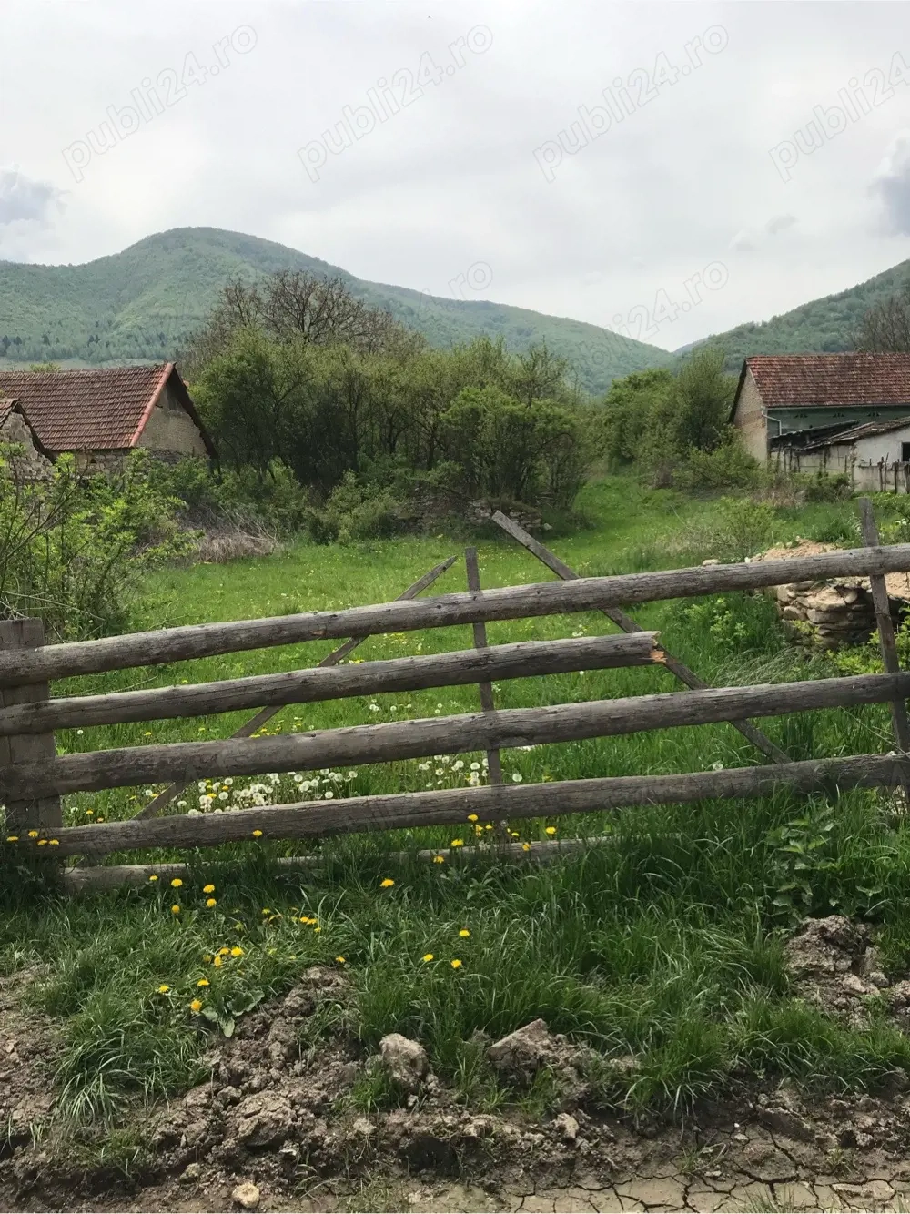 vand teren hobita gradiste