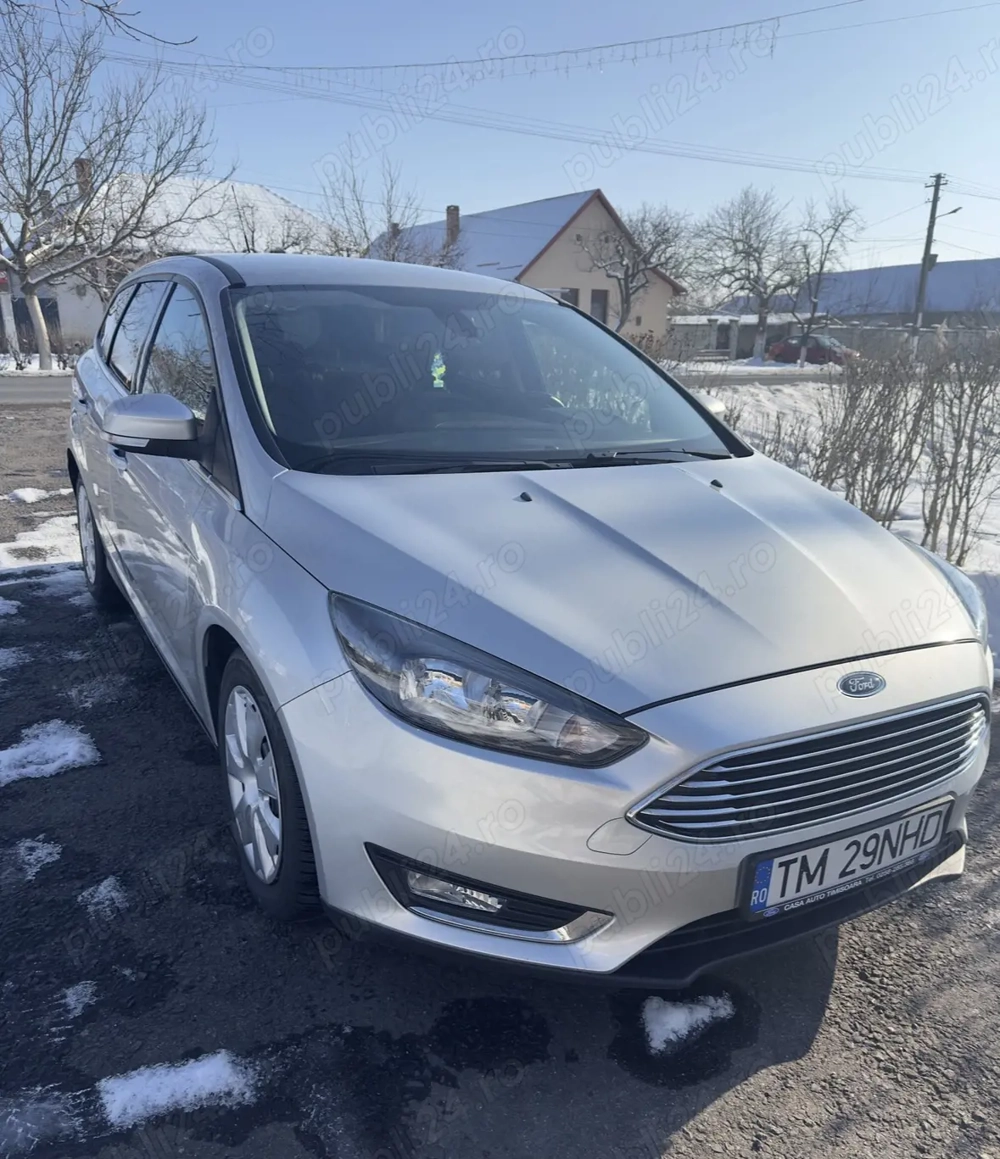Vând Ford Focus Titanium