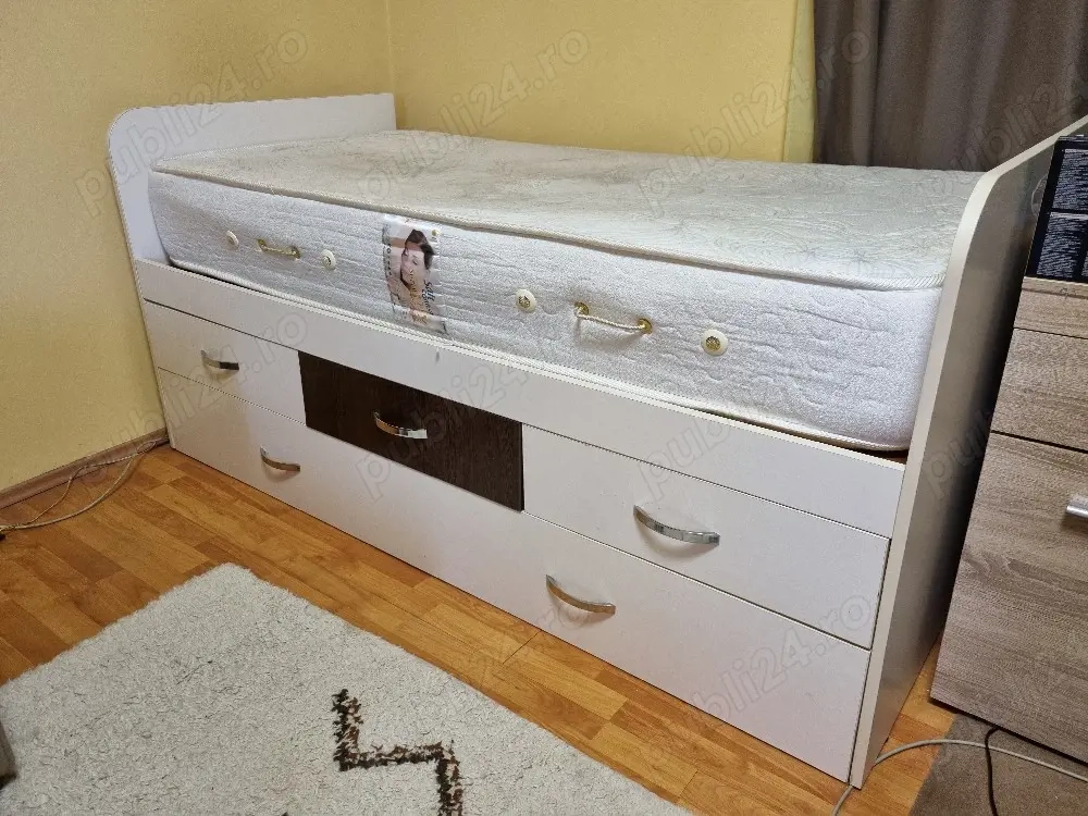 Pat single (de o singura persoana)