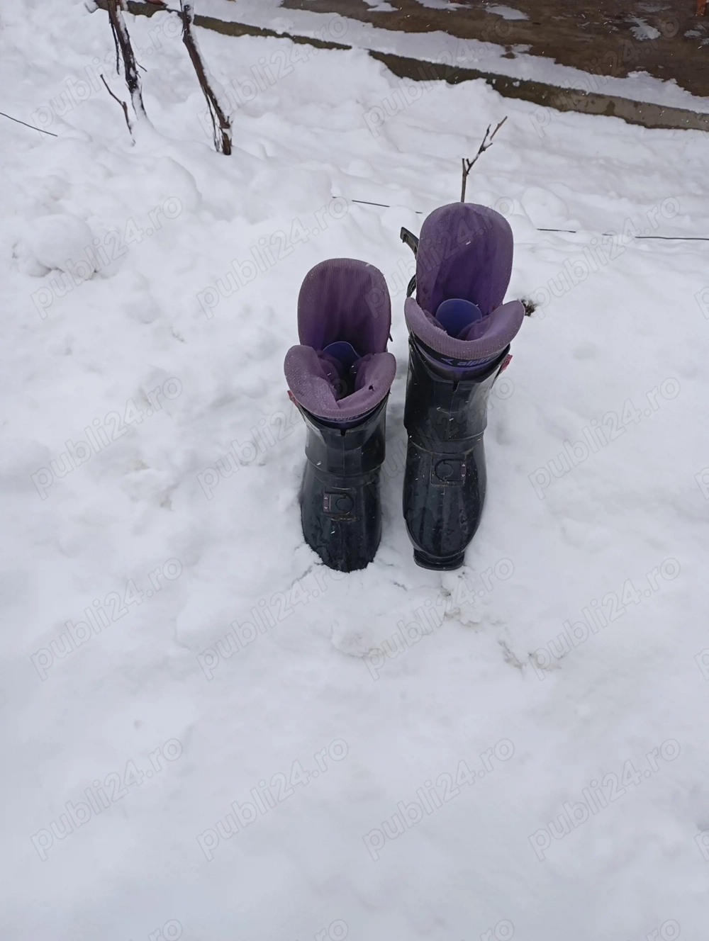 De vânzare nu i folosesc 