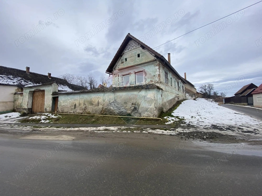 Casă de vânzare în Chirpar / ideală pentru investiție/pensiune