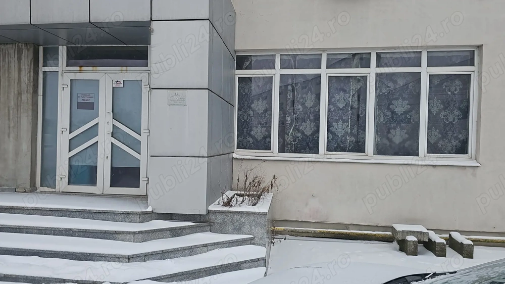 Închiriez spațiu comercial