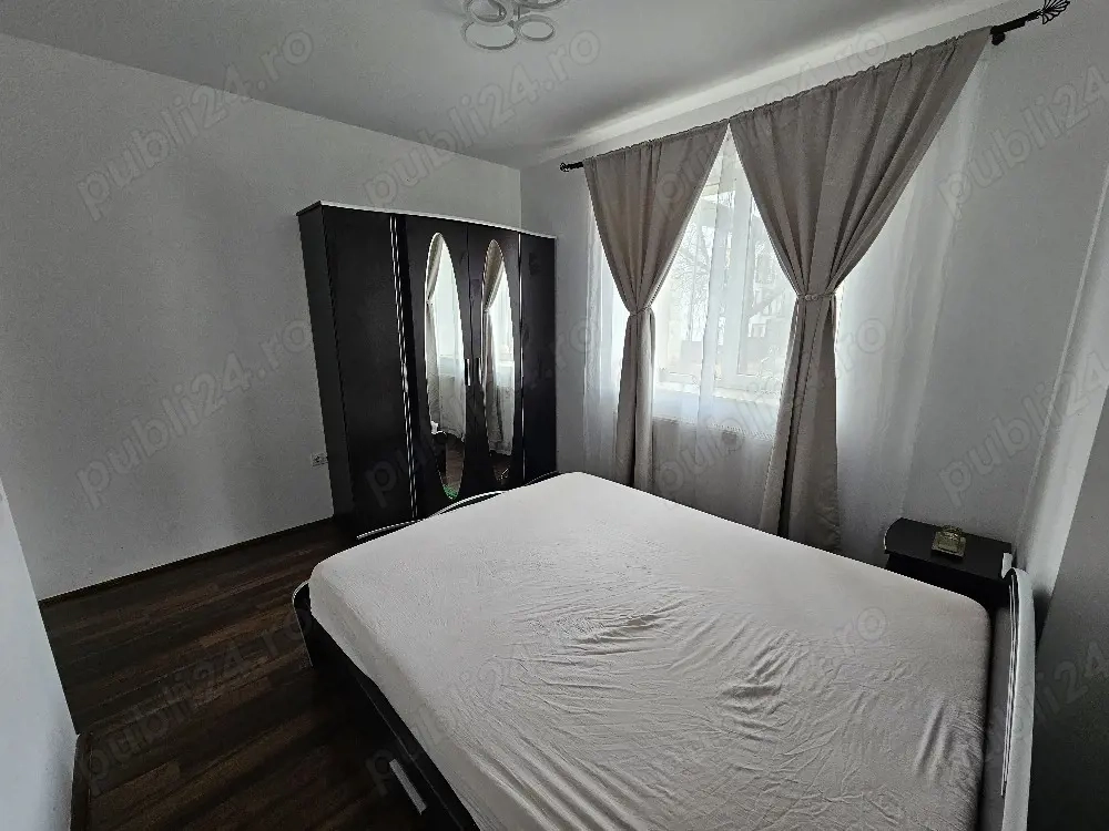 închiriez apartament zona facultatea de Nord