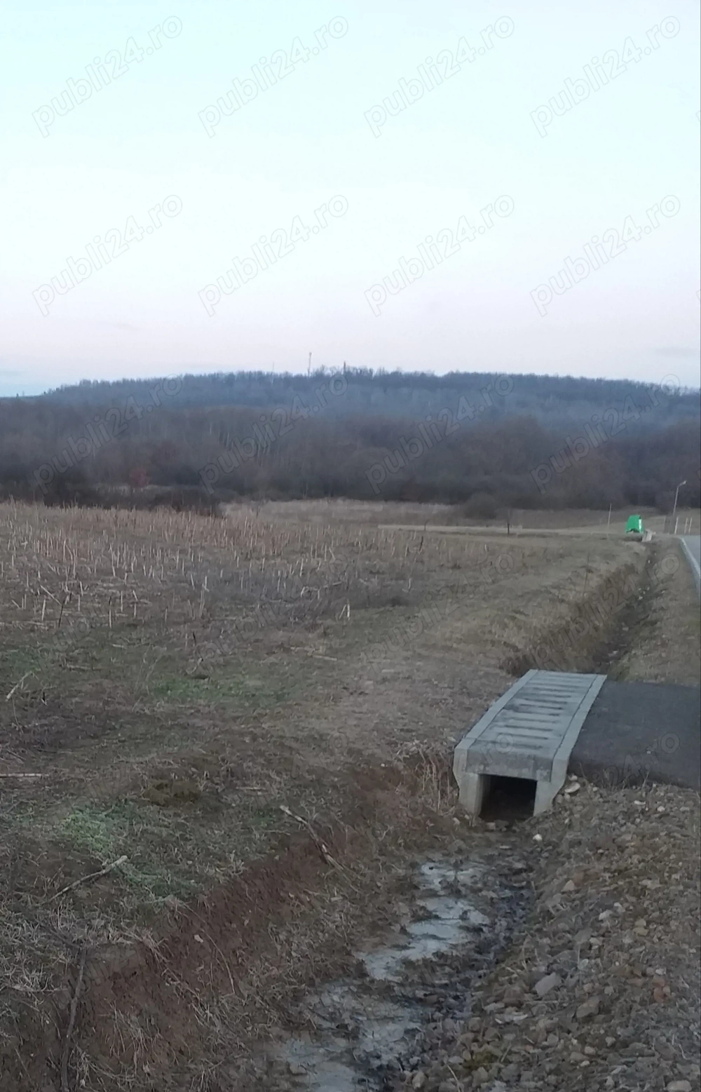 Vand parcela teren 800 m cu 10000 lac Surduc 