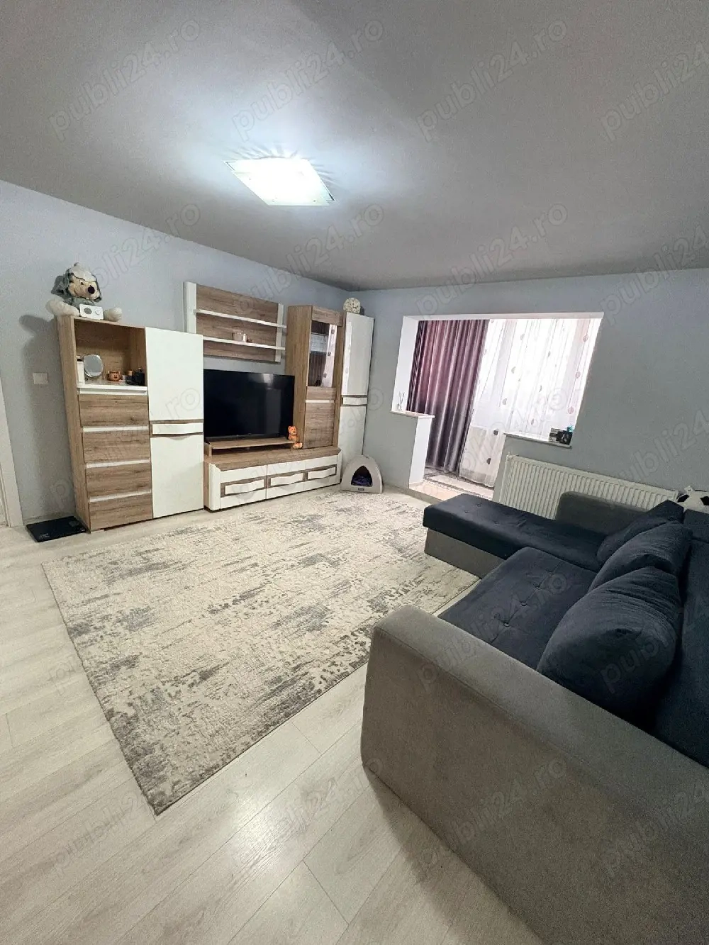 vand apartament