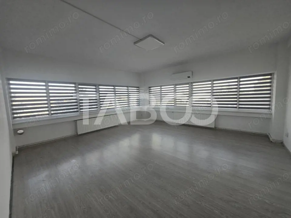 Spatiu birouri 110mp renovat etaj intermediar lift zona Broscarie
