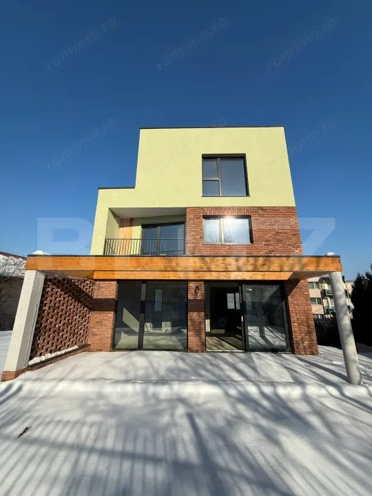 Casa premium semifinisată cu panoramă in Gruia