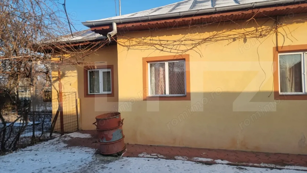 Casă de vânzare în Lipănești – teren 900 mp, 4 camere