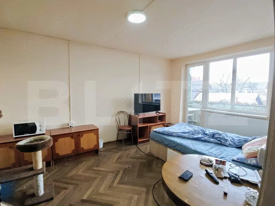 Apartament 4 camere, central, orasul Nasaud