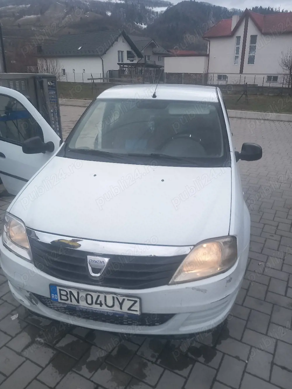 vând Dacia Logan 1.2 
