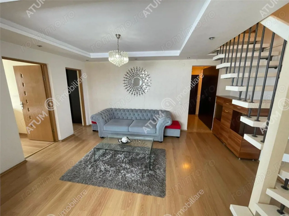 Apartament 4 camere decomandate si balcon in zona Strand din Sibiu