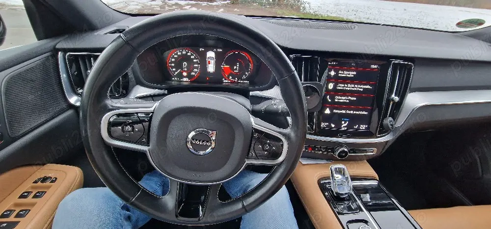 2020 Volvo V60 2.0 AWD Twin Engine T8 Plug-in Hybrid Recharge 