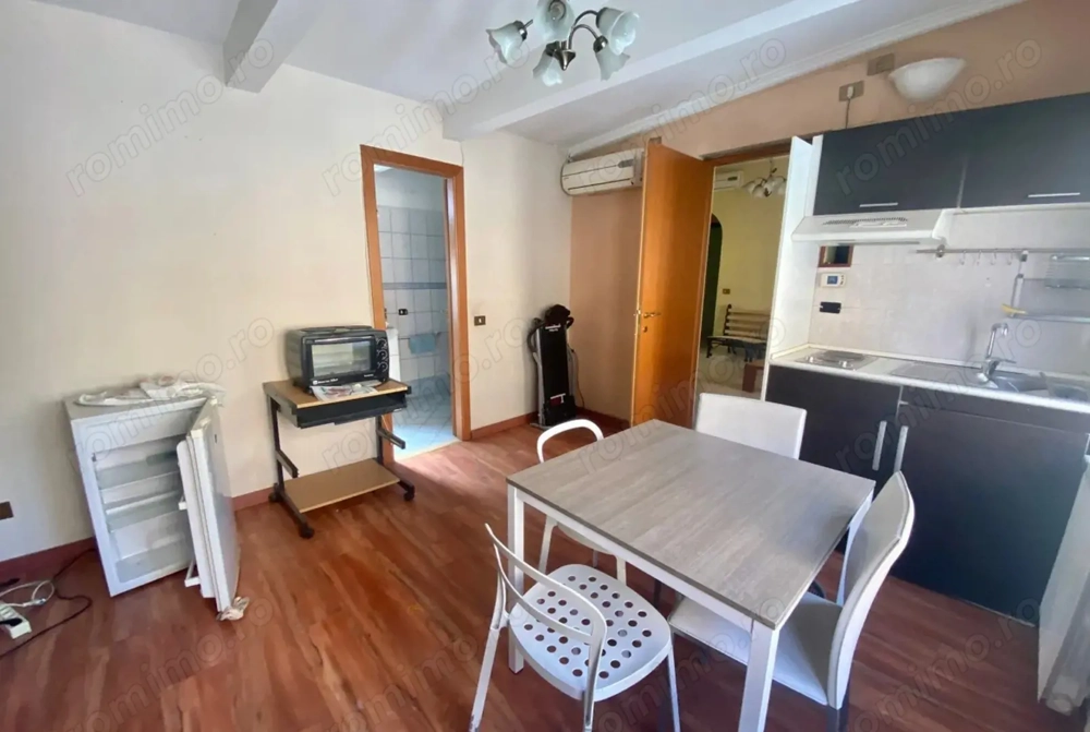 Garsoniera de vanzare in zona Obor aproape de metrou