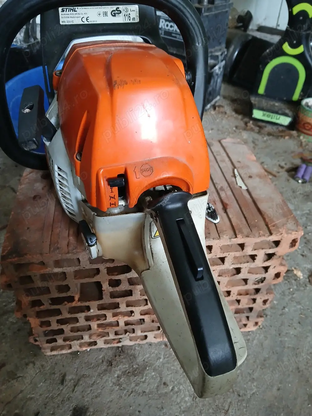 vând drujba stihl 231