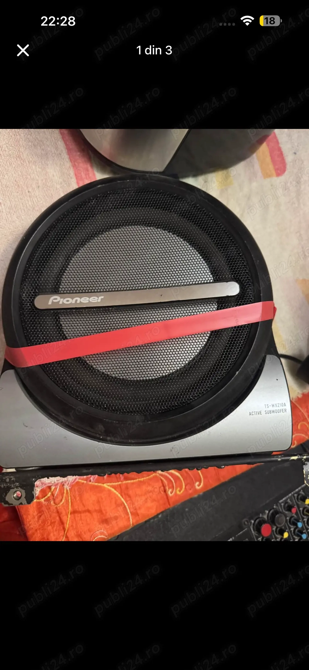 Subwoofer auto pionier  sunați 