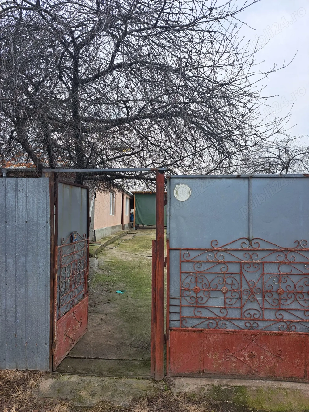 Casa de vânzare , super oferta ! 