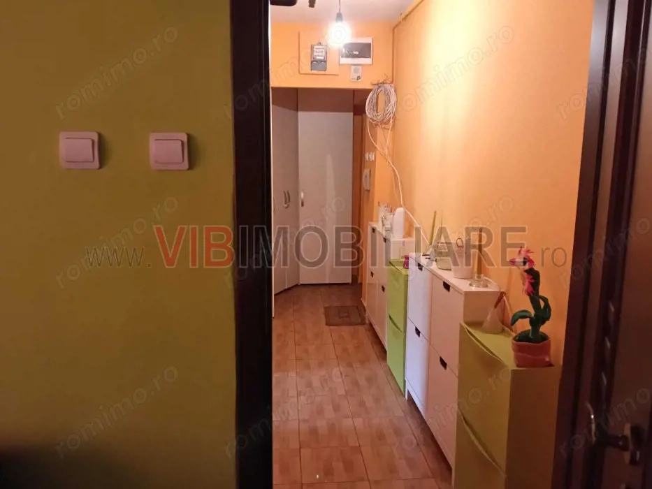 Semidecomandat, 59mp, etaj 3/5, Simion Barnutiu
