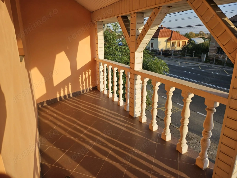 BRASADAS vinde casa individuala zona DARA cu 5 cam si teren 4ari.