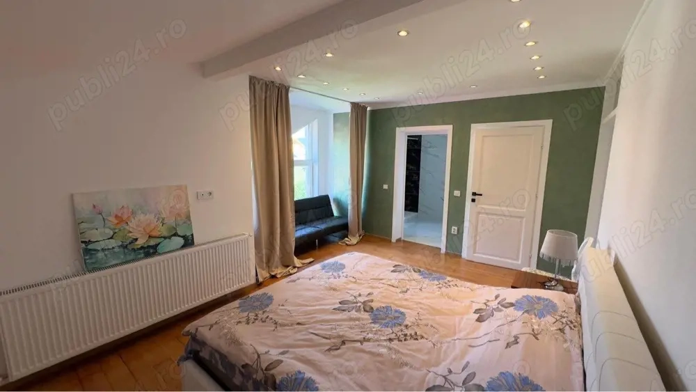 Apartament cu 4 camere in regim hotelier