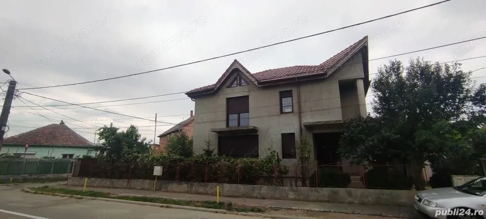 BRASADAS vinde casa in zona Drexlmaier.