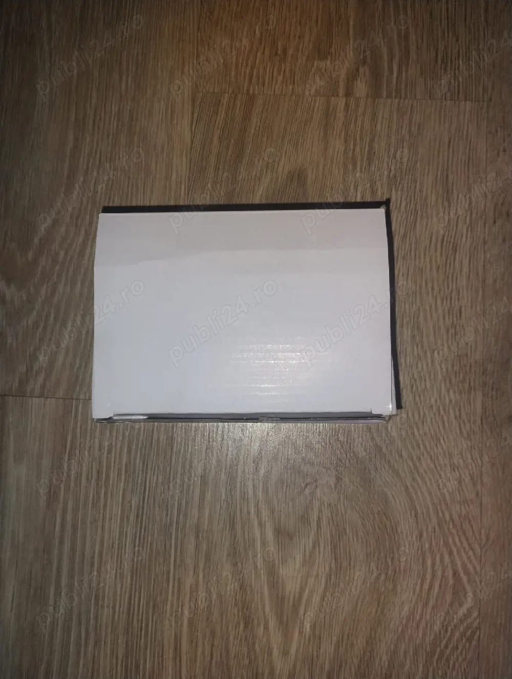 Camera auto nouă, nefolosită 