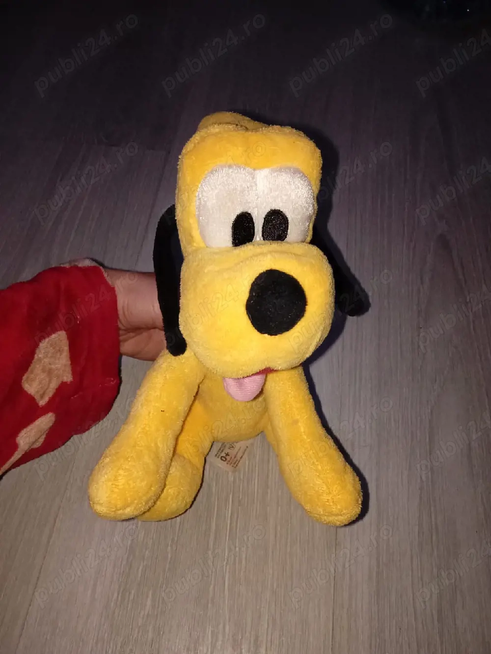 Jucărie de plus pluto