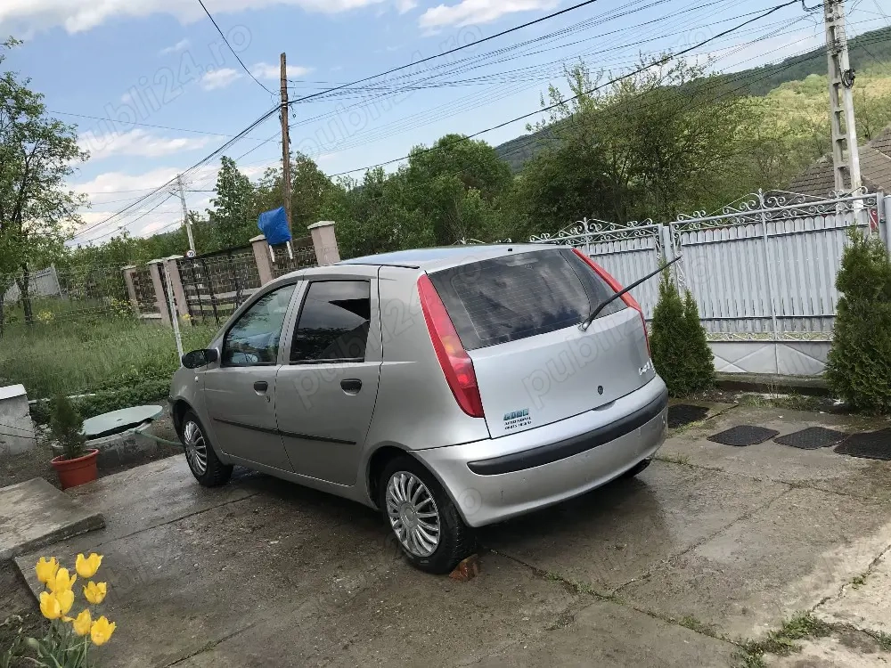 dezmembrez fiat punto 2001