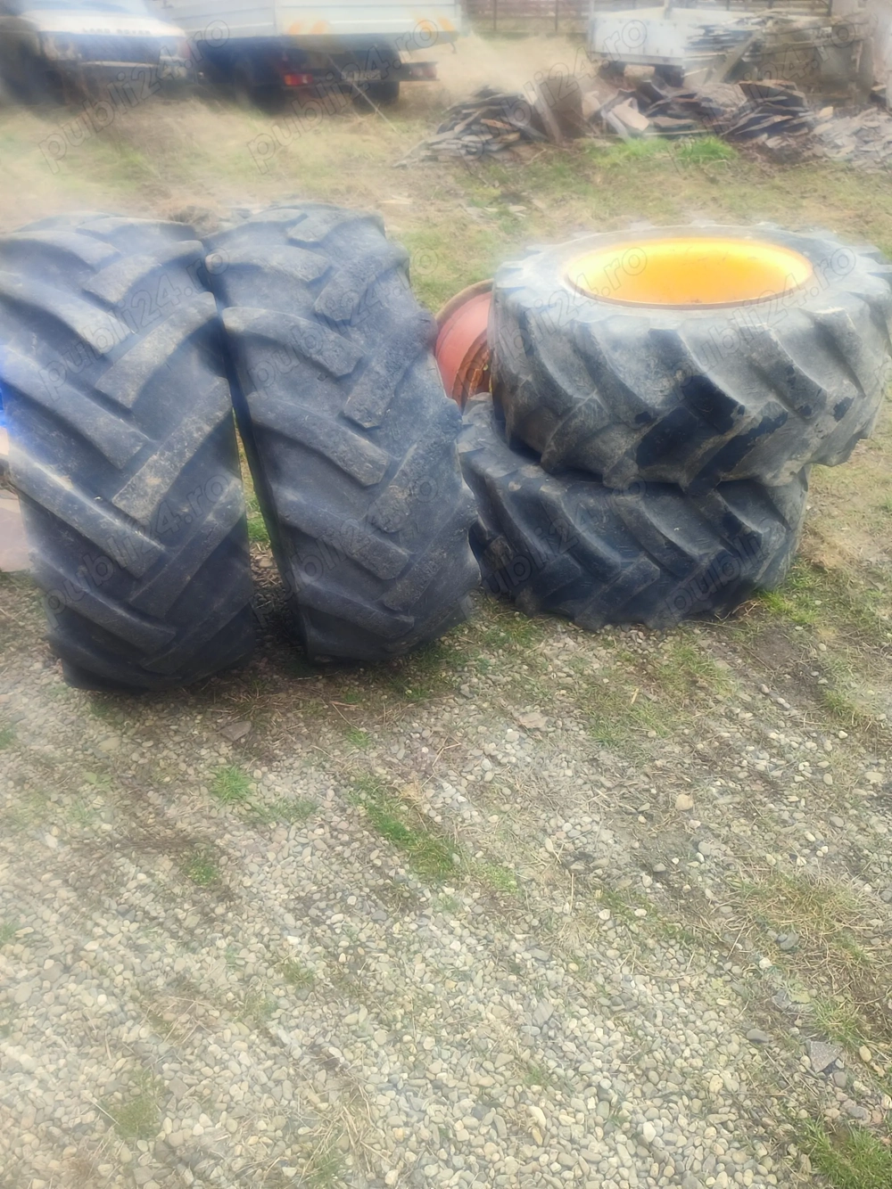 4 buc Roti + Cauciucuri 