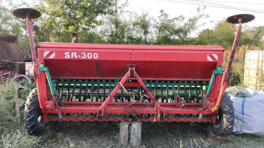 Semanatoare AgroMasz 3m