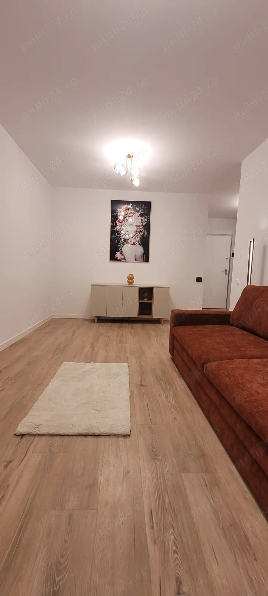 inchiriez Garsoniera Estoria City