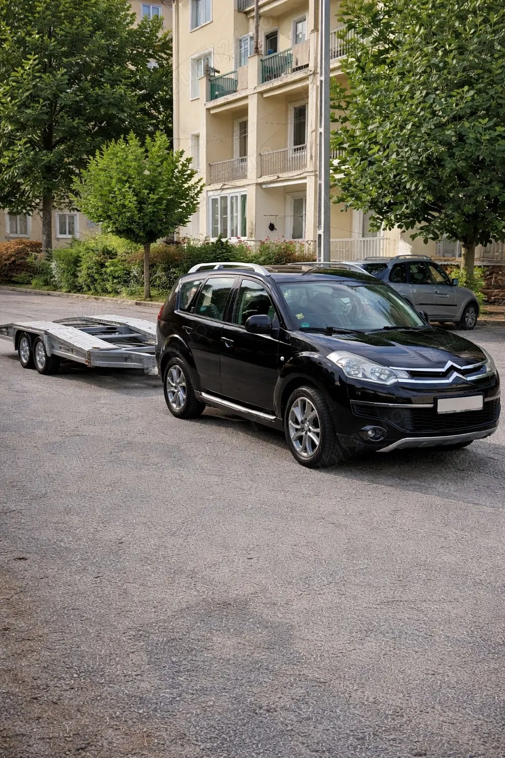 Transport auto cu platforma