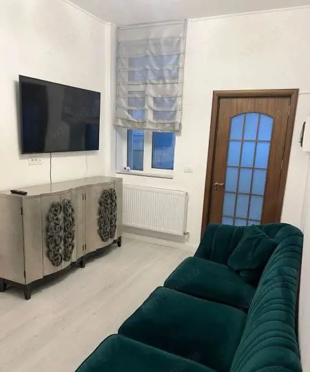 Calea Călărașilor casă 3 camere