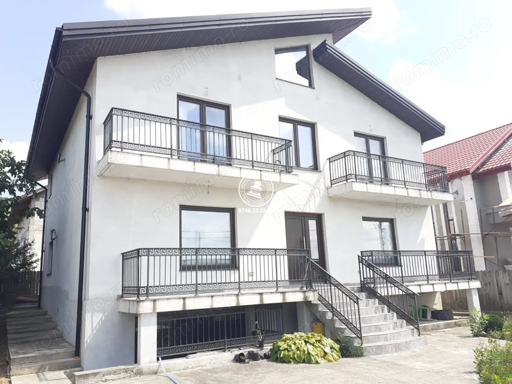 Vila moderna si spatioasa in Letcani