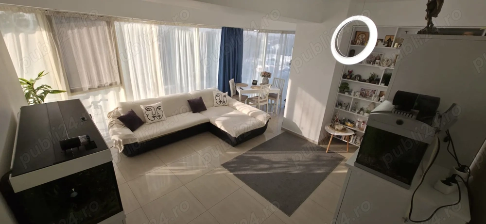 Bd. I.C Bratianu   2 camere 70 m2,mobilat utilat, etaj 2