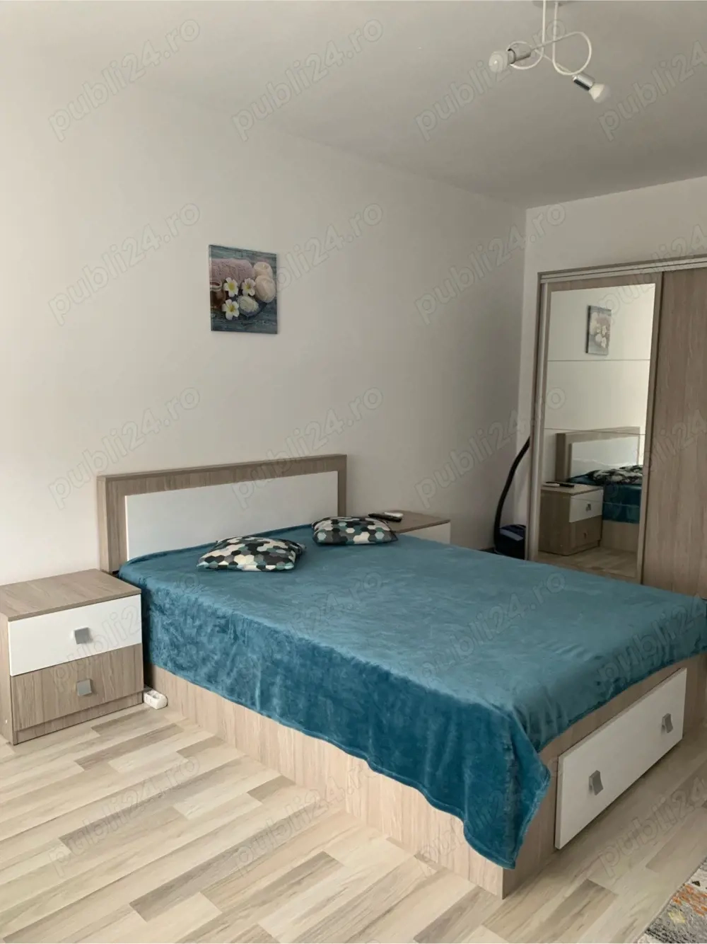 Inchiriez apartament 2 camere, tip studio, 1Mai