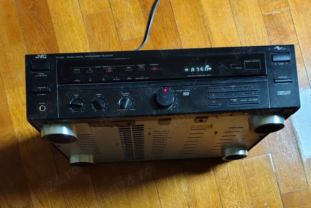 Amplituner 4x20W sau 2X40 W JVC RX206 pe 8 ohmi cu telecomanda