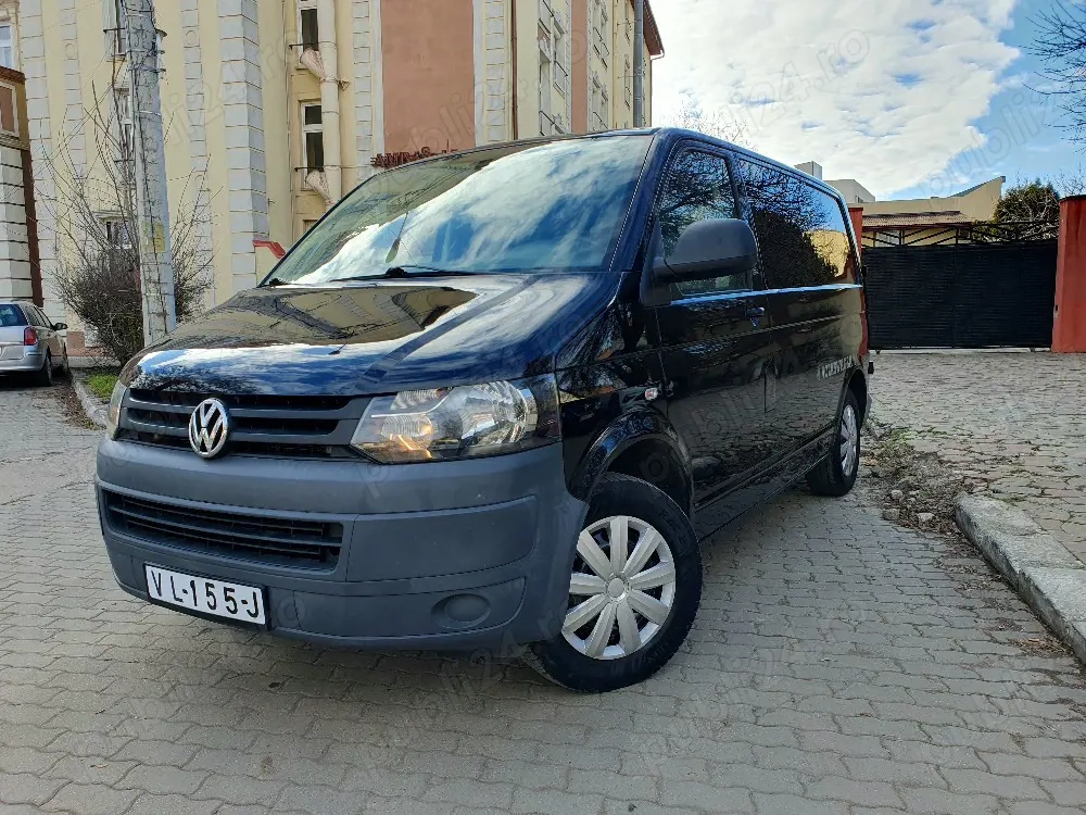Volkswagen Transporter T5,  2015, 5 locuri+ marfa 2.0 tdi