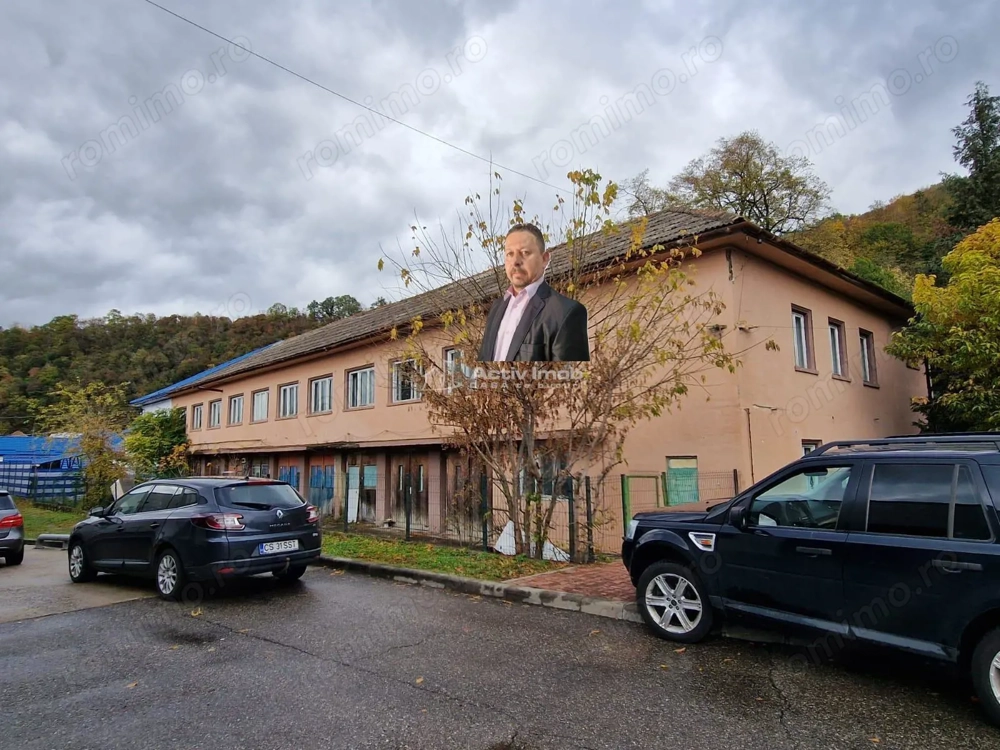 Resita CHIRIE Central, 785 mp. Parter, Etaj 1