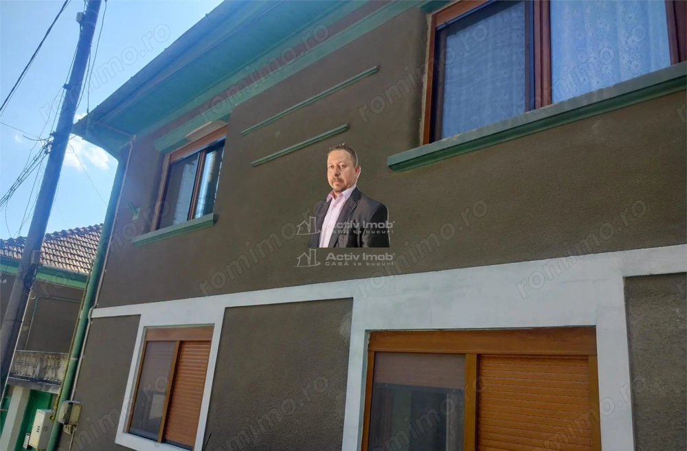 Resita Casa Zona Gradina Zoologica