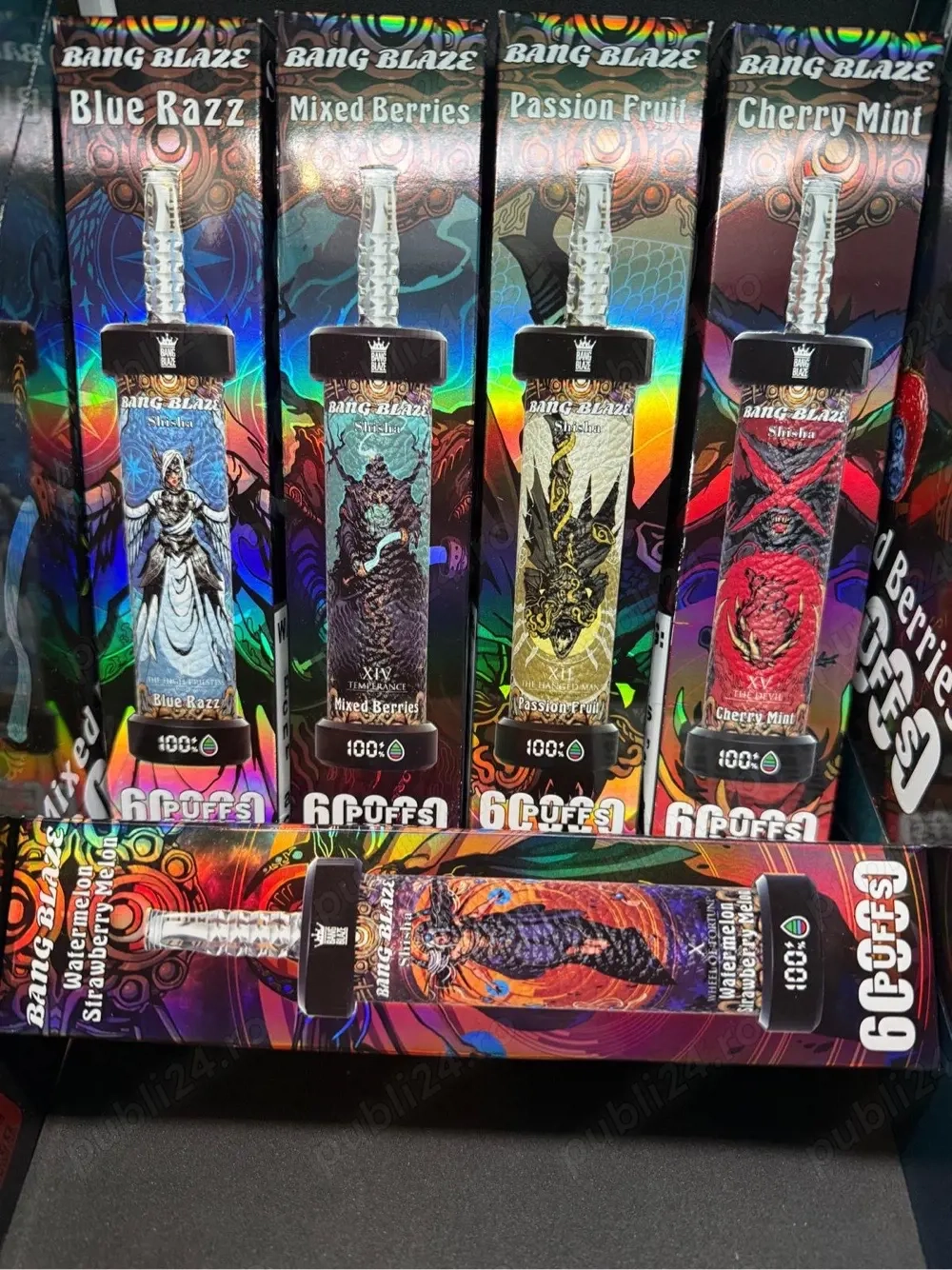 Narghilea electronică cu 60 000 de pufuri