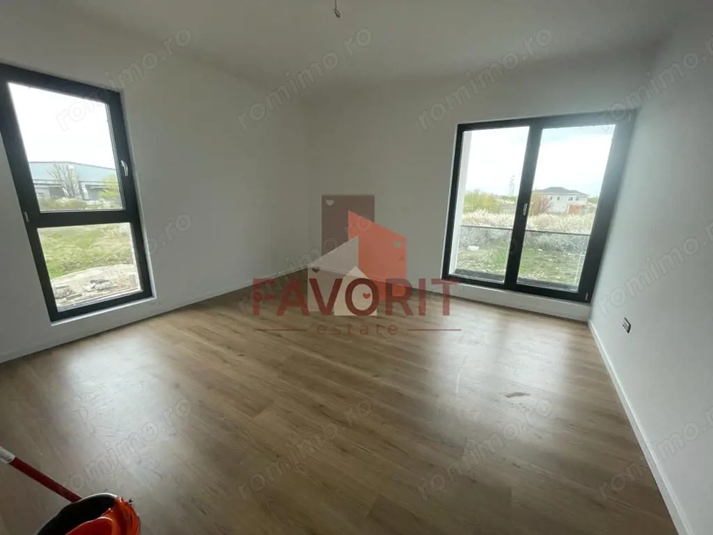 2 camere | Decomandat | zona Buziasului, Timisoara | loc de parcare in curte