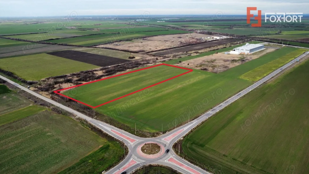 Teren industrial de vanzare de 25.000 mp, zona Deta