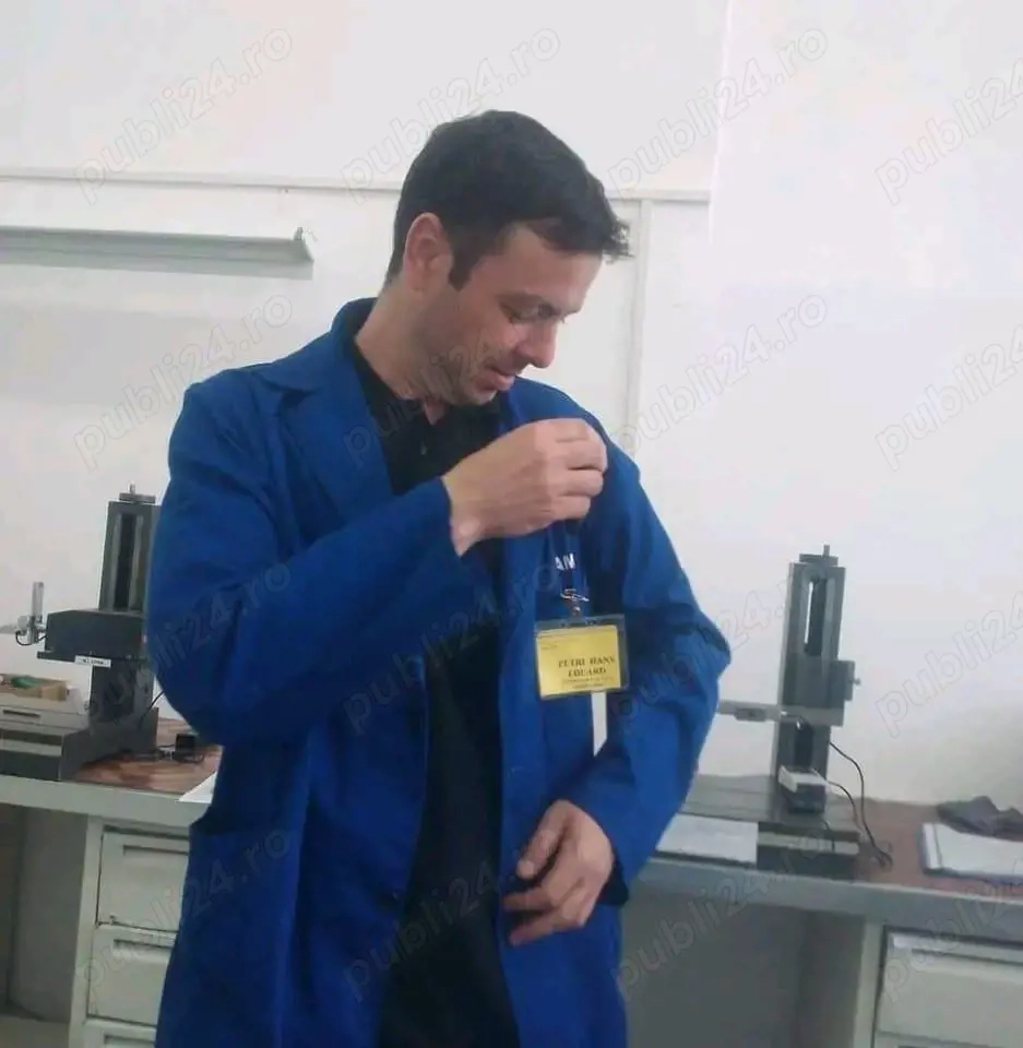 Băiat responsabil caut de muncă.ajutor bucătar.detinpermis cât.b