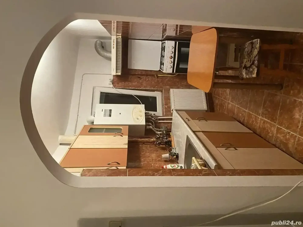 Închiriez apartament cu o cameră vizru1