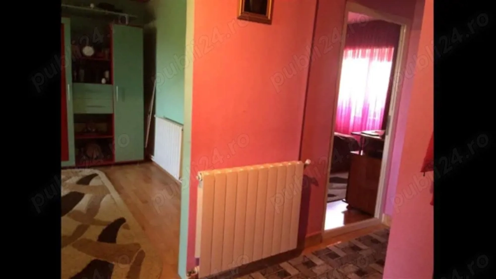 Vând apartament cu 3 camere