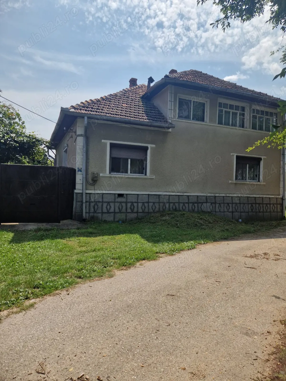Vand casa Lunca