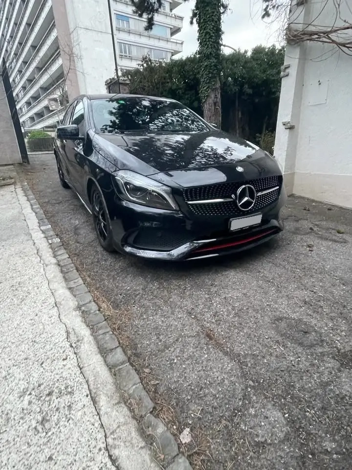 Mercedes A250 Sport 4MATIC 218ps-Faza 2 opțiuni complete - starea colectorului